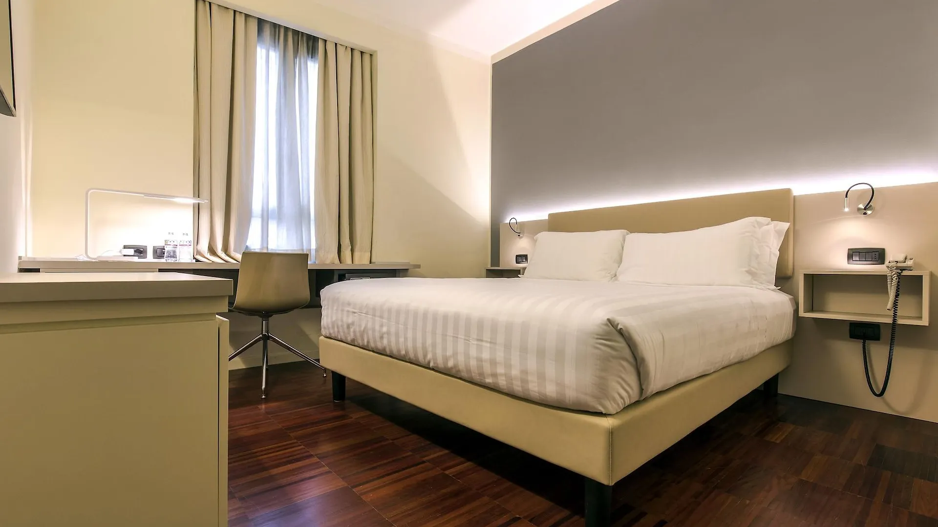 43 Station Hotel Milan