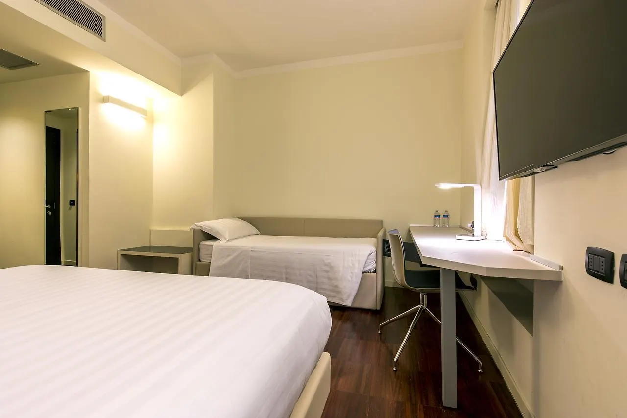 43 Station Hotel Milan