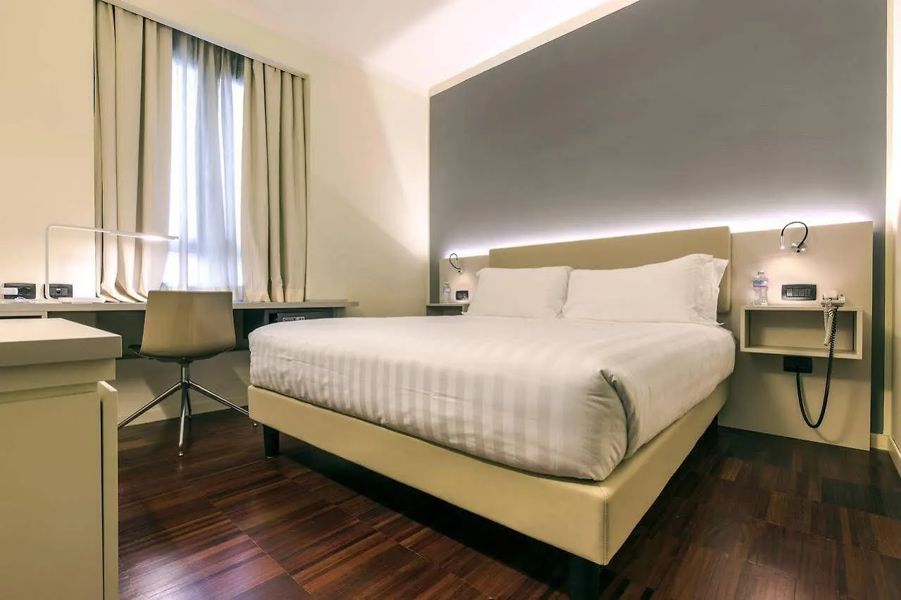43 Station Hotel Milan