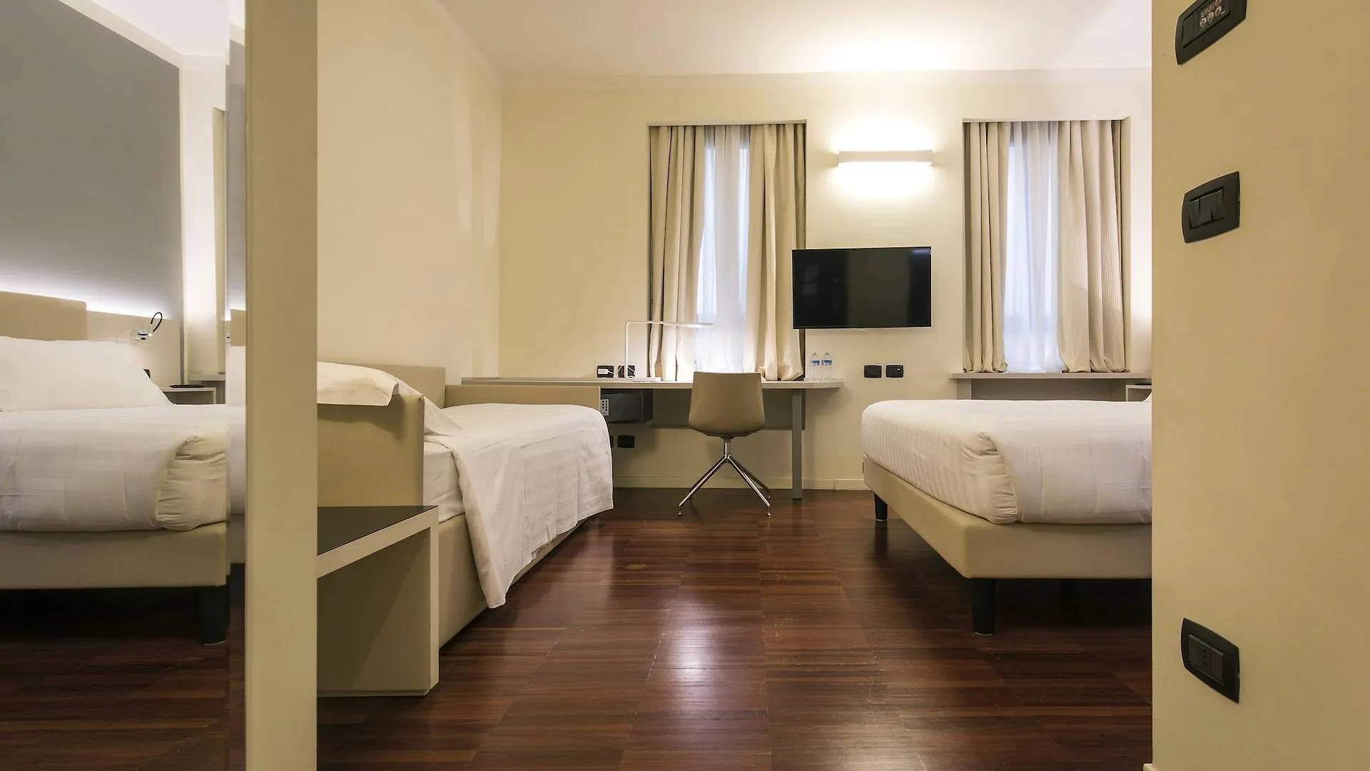 43 Station Hotel Milan